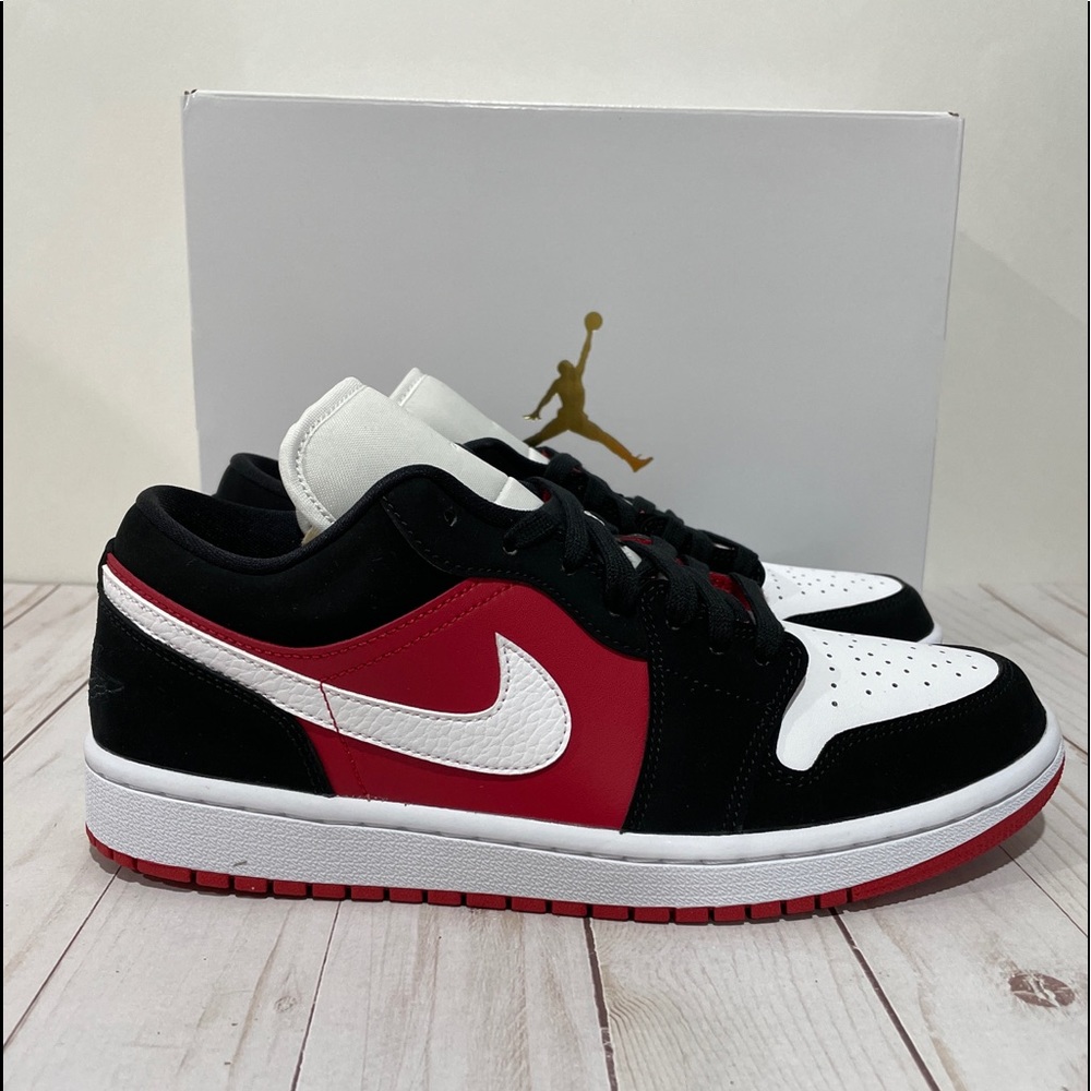 🔴SOLD🔴Nike Air Jordan 1 Low Black Gym Red White